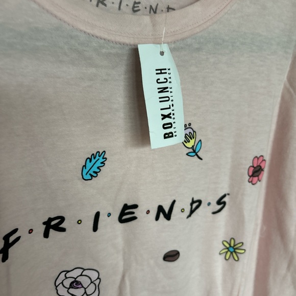 Friends pink t-shirt from Box Lunch Size L - Picture 2 of 9